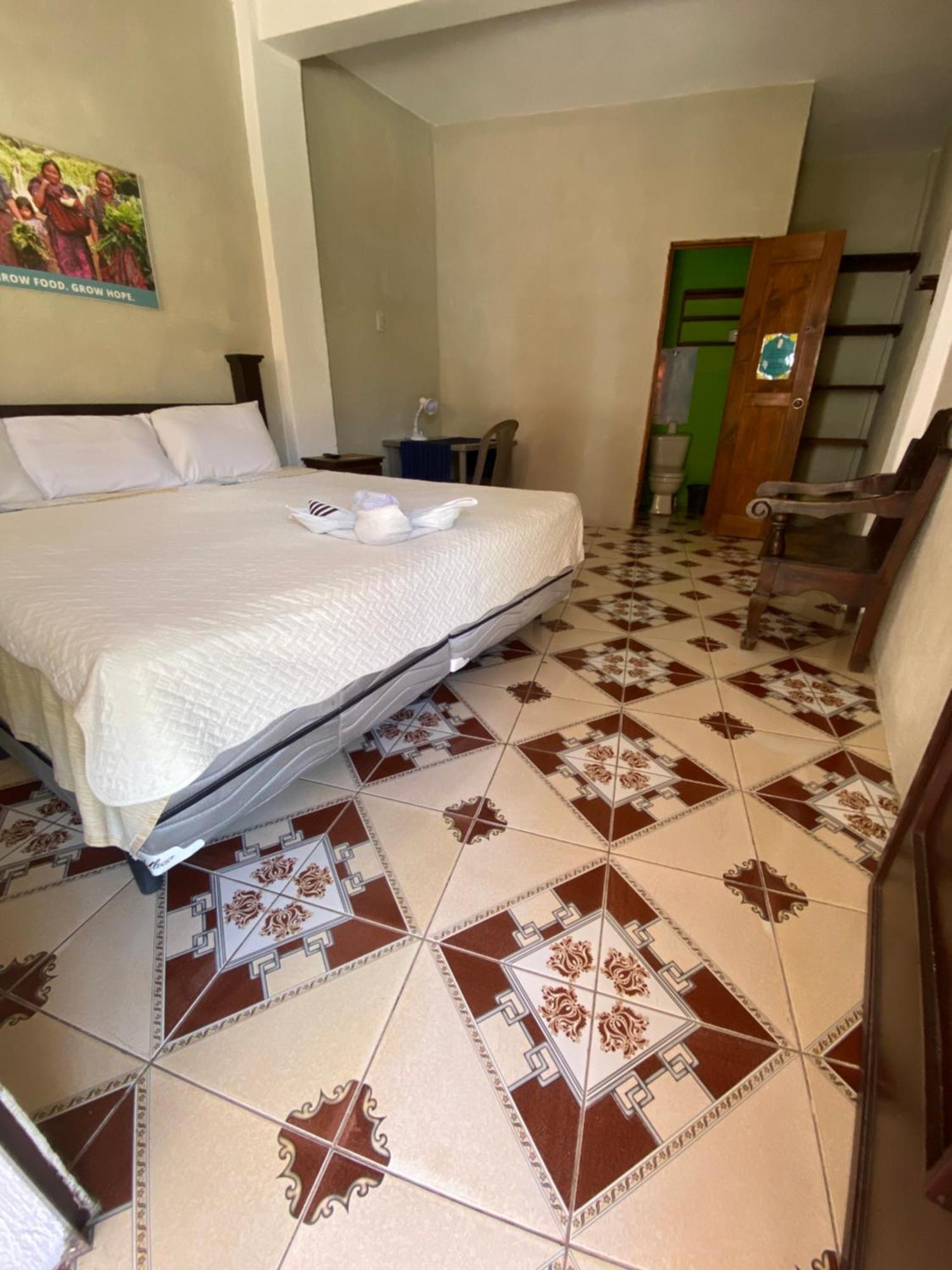 Hotel Posada Gutierrez Panajachel Luaran gambar